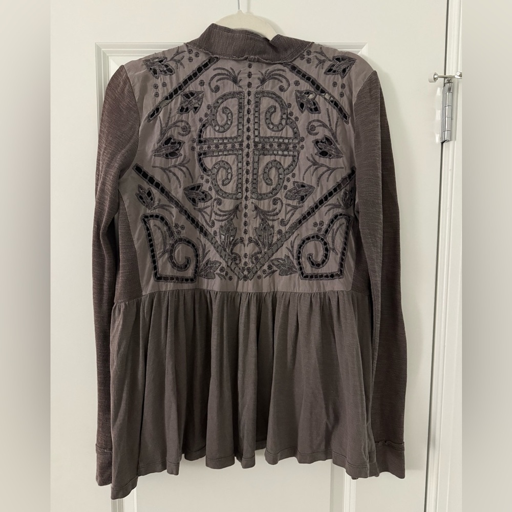 Anthropologie Embroidered Long Sleeve Gray Cardigan Jacket Top Size Medium